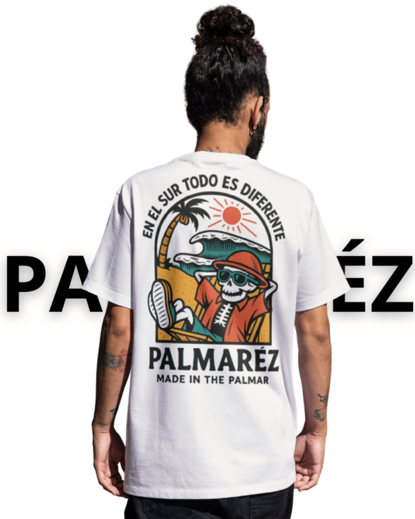 Camiseta Oversize "En el Sur todo es diferente" - Imagen 3